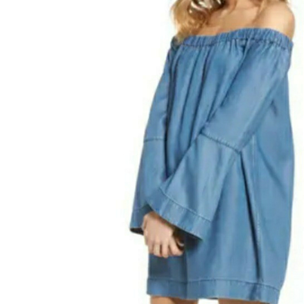 7 for All Mankind - Off The Shoulder Denim Dress